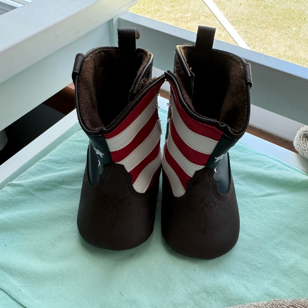 Infant Boots size 3